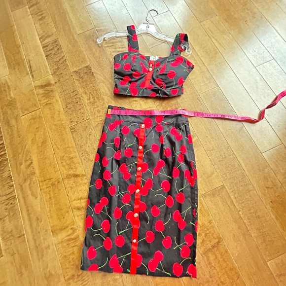 skirt set - Picture 1 of 4